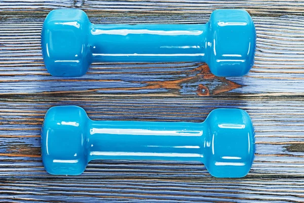 Mancuernas Fitness Azul Sobre Tabla Madera Vintage — Foto de Stock