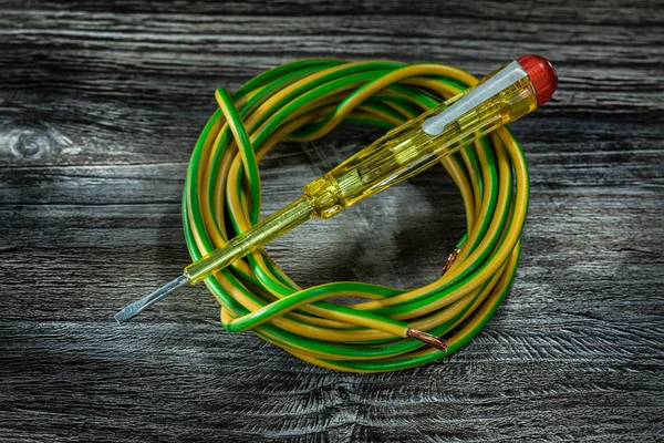 Insulated Screwdriver Hunk Cable Wooden Board — Stock Photo, Image