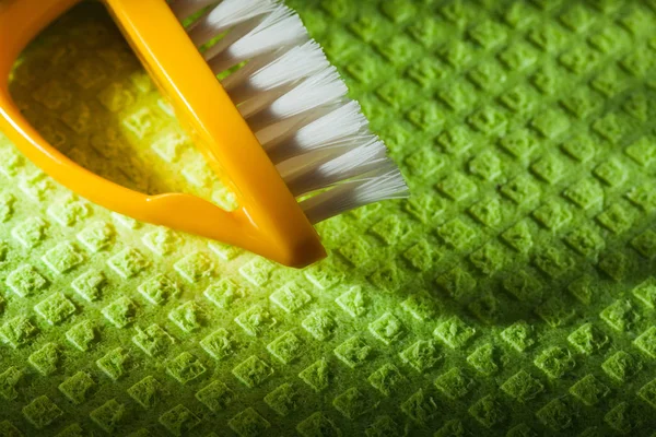 Nouvelle Brosse Plastique Sur Débarbouillette — Photo