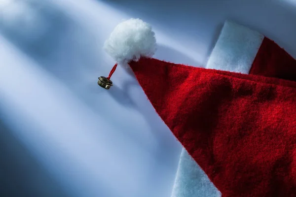 Christmas Santa Hat Vit Yta — Stockfoto