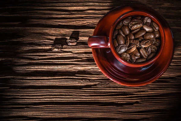 Kaffeepflanzen Tasse Untertasse Auf Vintage Holzbrett — Stockfoto
