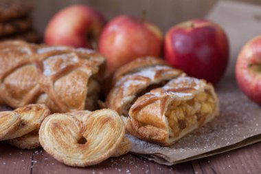 kek ve pasta elma ile elma doldurma ile