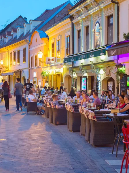 Zagreb Croatia Aug 2017 Locals Tourists Restaurants Ivana Racica Street — Stock Photo, Image