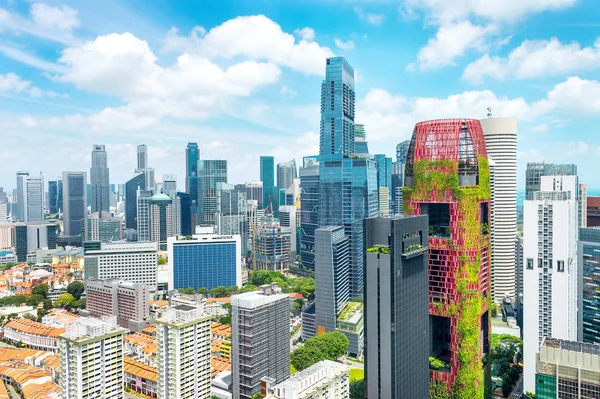 シンガポールのビジネス地区の近代建築の高層ビル — ストック写真