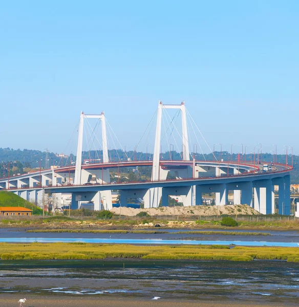 Portekiz Mondego Nehri Üzerinde Yol Uygulama Projesi — Stok fotoğraf