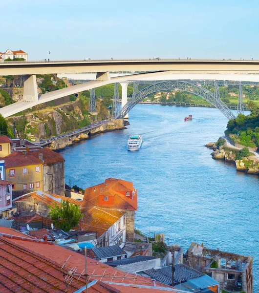 Gemi Tekneler Douro Nehri Porto Portekiz — Stok fotoğraf