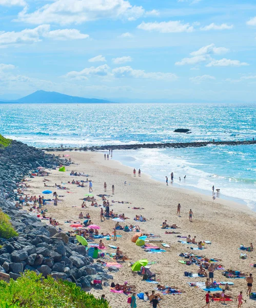 Biarritz Francia Agosto 2017 Gente Alla Spiaggia Milady Nelle Calde — Foto Stock