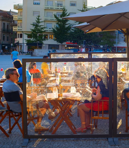 Porto Portugal November 2017 Menschen Einem Strassenrestaurant Der Altstadt Von — Stockfoto