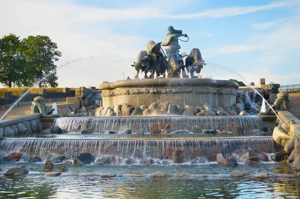 Gefion Fountainの彫刻構成夕方の日差し コペンハーゲン観光 デンマーク — ストック写真