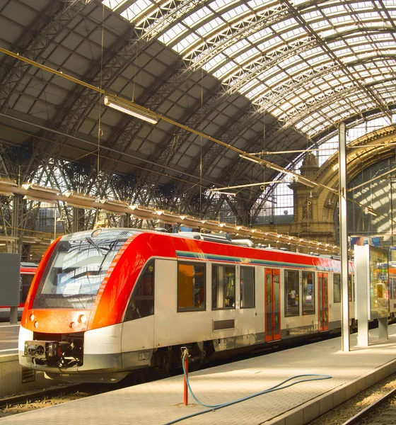 Tren Pasajeros Estación Tren Principal Frankfurt Alemania — Foto de Stock