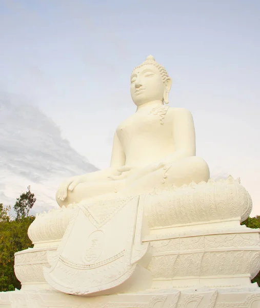 Wit Marmeren Beeld Van Zittende Boeddha Pai Thailand — Stockfoto