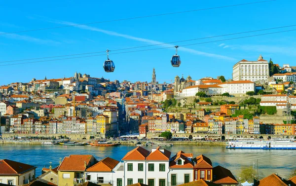 Skyline Του Porto Old Town Τελεφερίκ Στο Προσκήνιο Πορτογαλία — Φωτογραφία Αρχείου