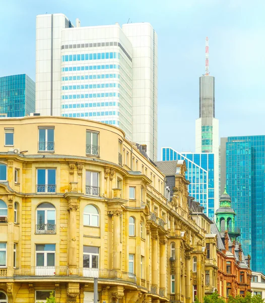 Moderne Architektur Stadtbild Von Frankfurt Main Unter Bewölktem Regenhimmel Deutschland — Stockfoto