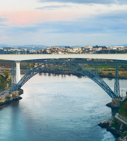 Most dla niemowląt Rzeka Douro Porto — Zdjęcie stockowe