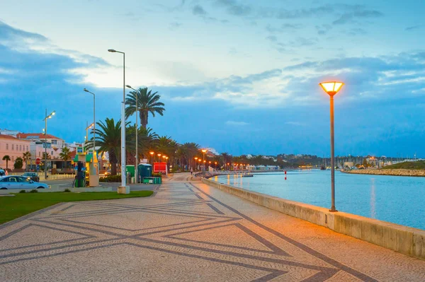 Abend Lagos Böschung Dämmerung, portugal — Stockfoto