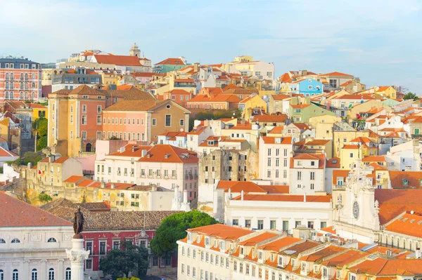 Skyline van Lissabon oude stad Portugal — Stockfoto