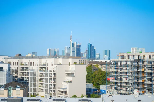 Frankfurt nad Mohanem obytné budovy Německo — Stock fotografie