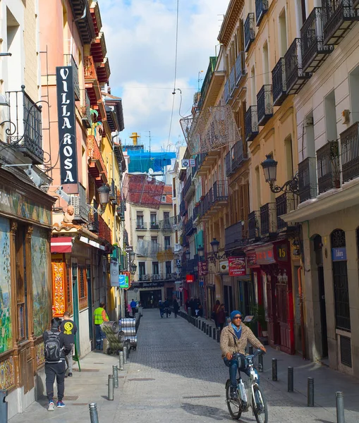 Leute Altstadt Straße Madrigal — Stockfoto