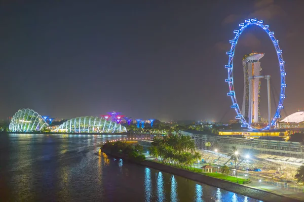 Singapore landmarks at night — Stock Photo, Image