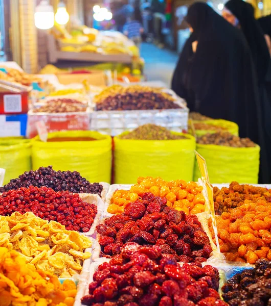Сушеные фрукты на Гранд-базаре — стоковое фото