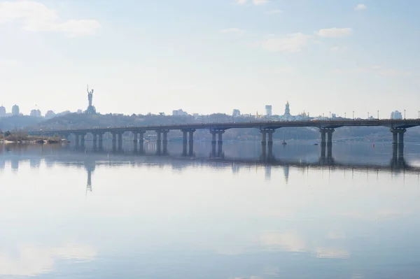 Matka ojczyzny, most Paton, Kijów — Zdjęcie stockowe
