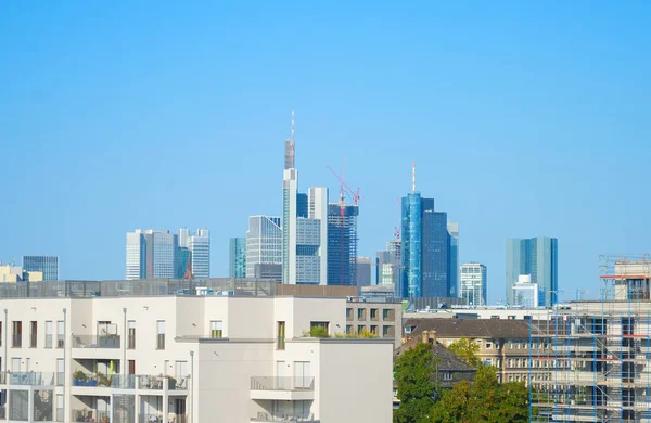 Frankfurt skyline negócio no centro da Alemanha — Fotografia de Stock