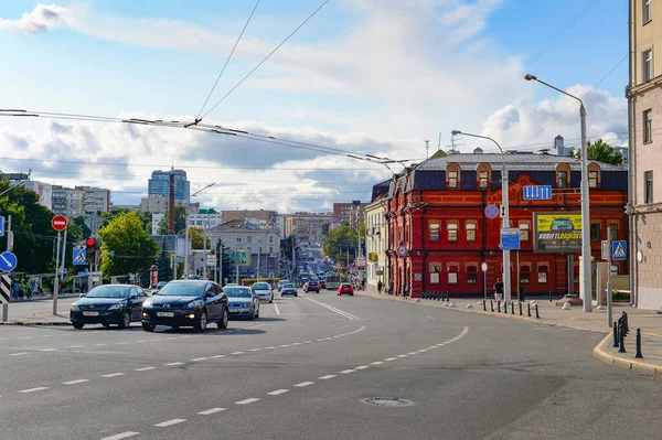 Minsk Belarus July 2019 Central Street Car Traffic Modern Architecture — Stock Photo, Image