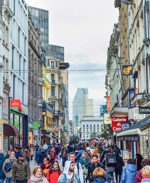 Brussels Belgium October 2019 Central Shopping Street Crowded Tourists Downtown — Stock Photo, Image