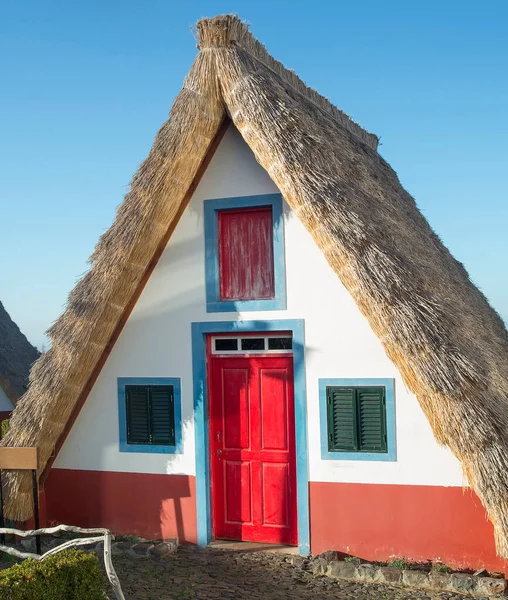 Santana Madeira Adası Portekiz Geleneksel Ünlü Kır Evleri — Stok fotoğraf