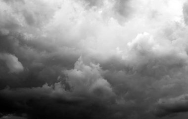 gri gökyüzü ve bulutlar arka plan