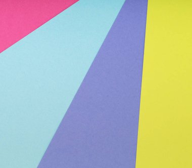 Farklı renkte bir kartondan gelen çok renkli arkaplan