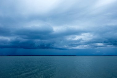 plaj ve tropikal deniz