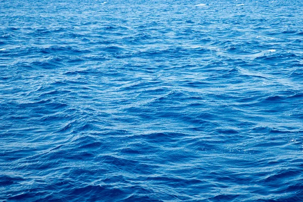 Agua Azul Piscina Con Reflejos Solares — Foto de Stock