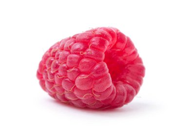 Ahududu izole. Beyaz üzerine ahududu. Ahududu.