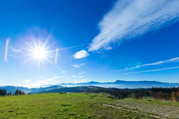 Carpathian Mountain Sunny Landscape — Stock Photo, Image