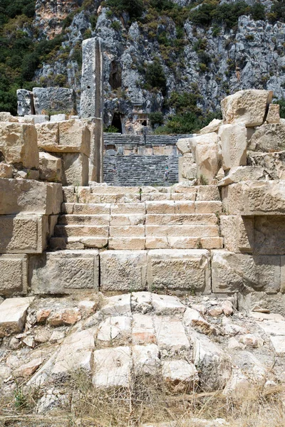Древний Ликийский Некрополь Гробницей Высеченной Скалах Мире — стоковое фото