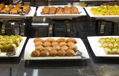 salata büfesi için çeşitli gıda tepsi