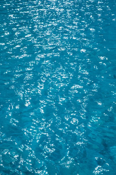 Modrá Bazénová Voda Odrazy Slunce — Stock fotografie