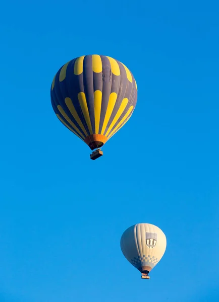 Coloridos Globos Aire Caliente Volando Sobre Capadocia — Foto de Stock