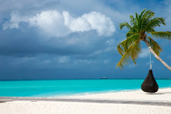 Playa Tropical Maldivas Con Laguna Azul — Foto de Stock