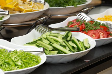 salata büfesi için çeşitli gıda tepsi