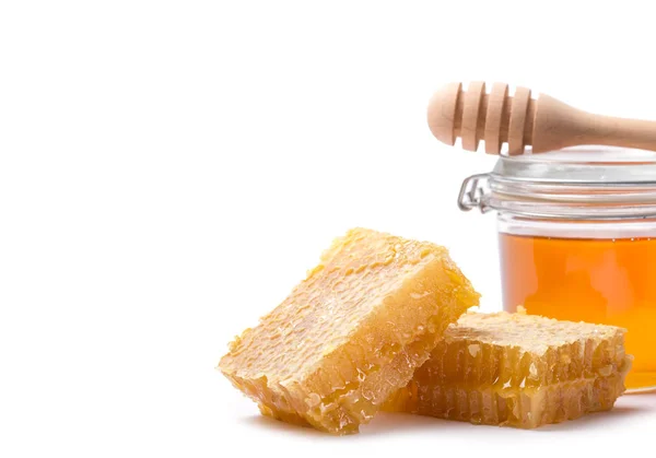 Honiglöffel Und Honig Glas Auf Weißem Hintergrund — Stockfoto