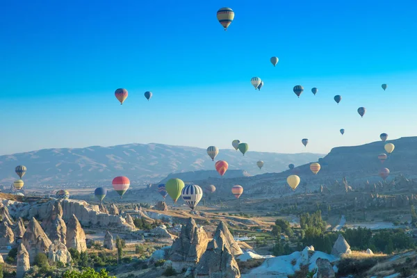 Montgolfières Colorées Air Chaud Survolant Cappadoce — Photo