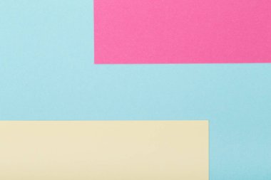 Farklı renkte bir kartondan gelen çok renkli arkaplan