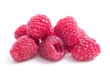 Ahududu izole. Beyaz üzerine ahududu. Ahududu.