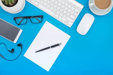 Ofis Resepsiyon ahşap masa iş işyeri ve iş nesnesi