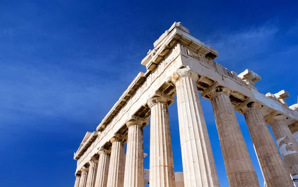 Partenón en la acrópolis en Athens, Grecia — Foto de Stock