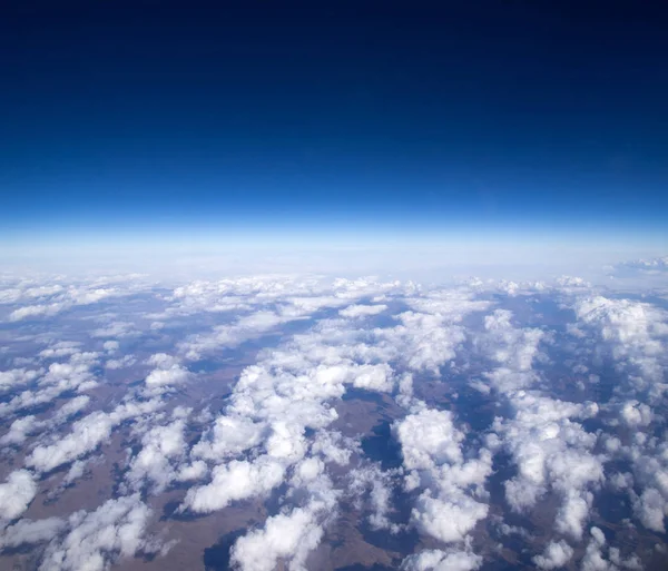 Himmel aus der Luft und Wolken Hintergrund — Stockfoto