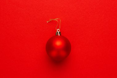 kırmızı Noel ağacı süslemesi