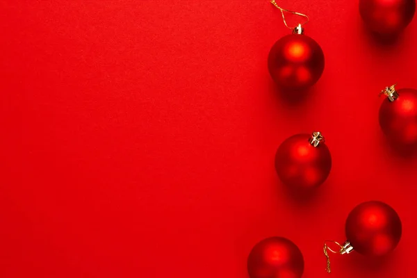 Kırmızı Noel ağacı süslemesi — Stok fotoğraf